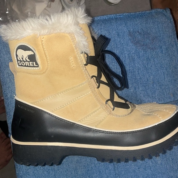 Sorrel Winter Snow Boots!! Tan/J Crew Purchase - Picture 4 of 6